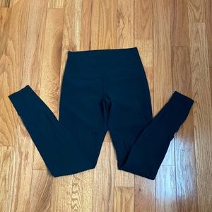 Black nulu lululemon leggings